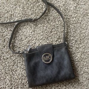 Michael Kors Crossbody purse
